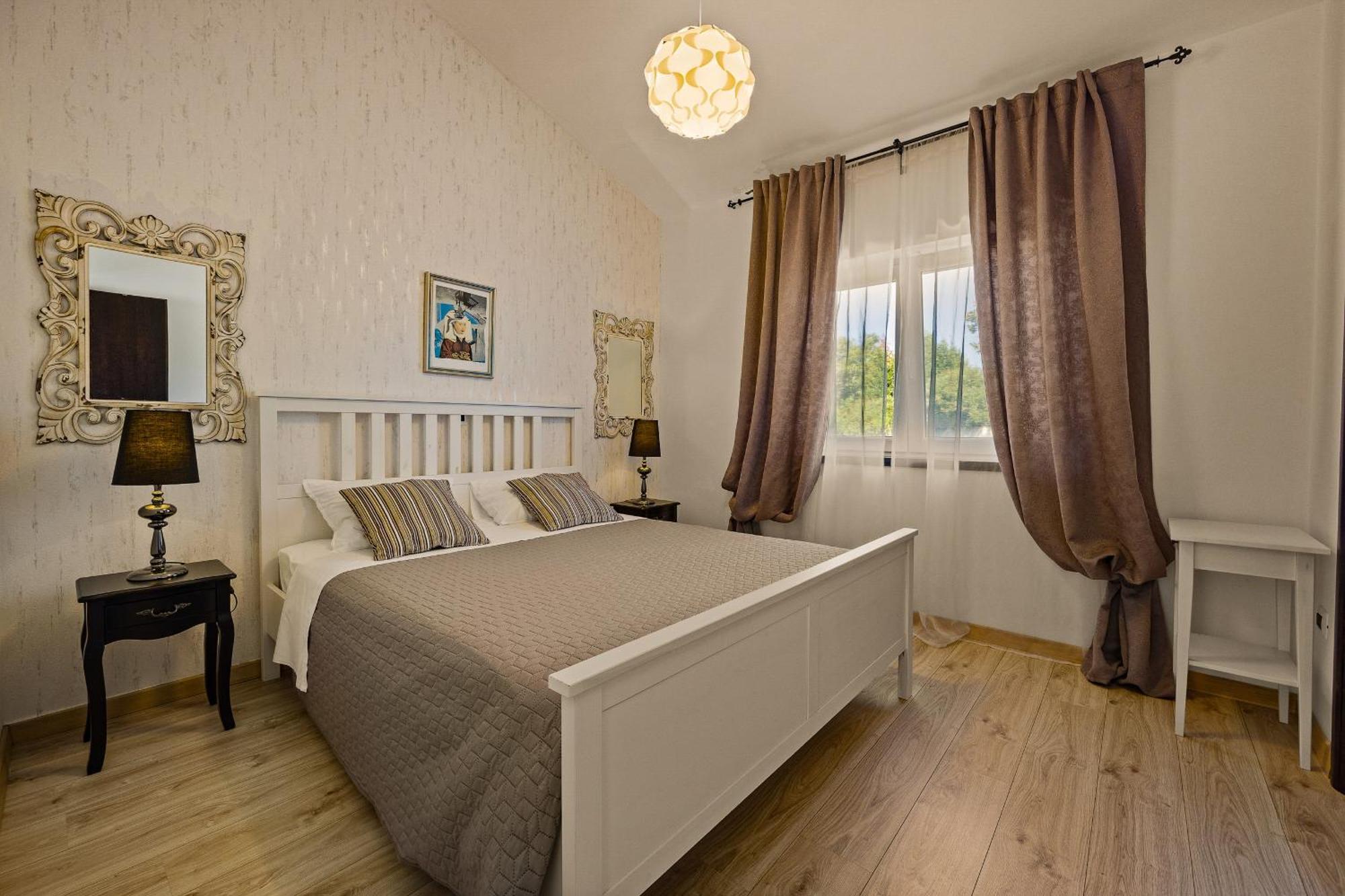 Charming Villa Antoana For Families And Kids In Labin - Rabac With Children Playground & Private Pool Eksteriør billede