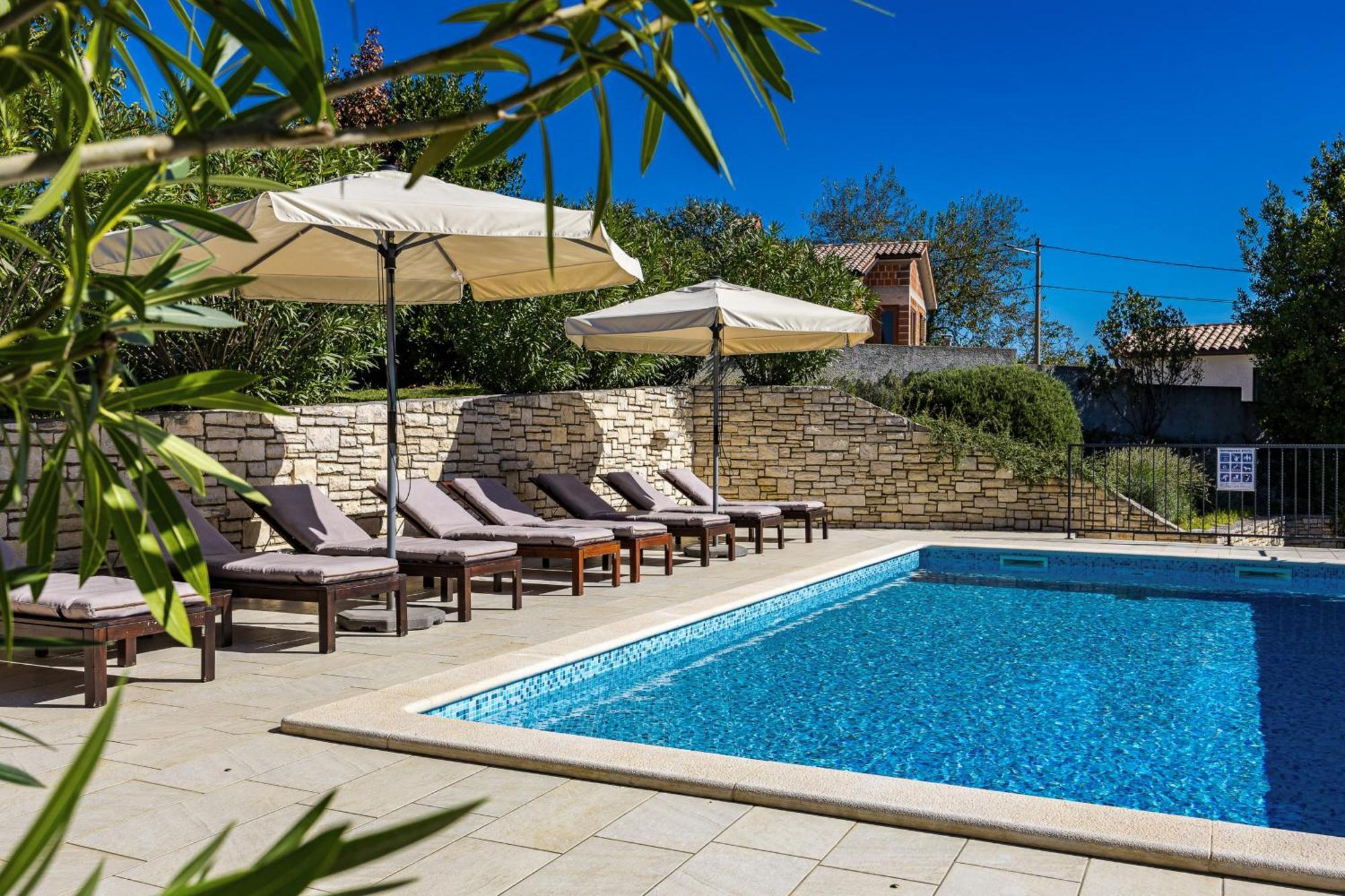 Charming Villa Antoana For Families And Kids In Labin - Rabac With Children Playground & Private Pool Eksteriør billede
