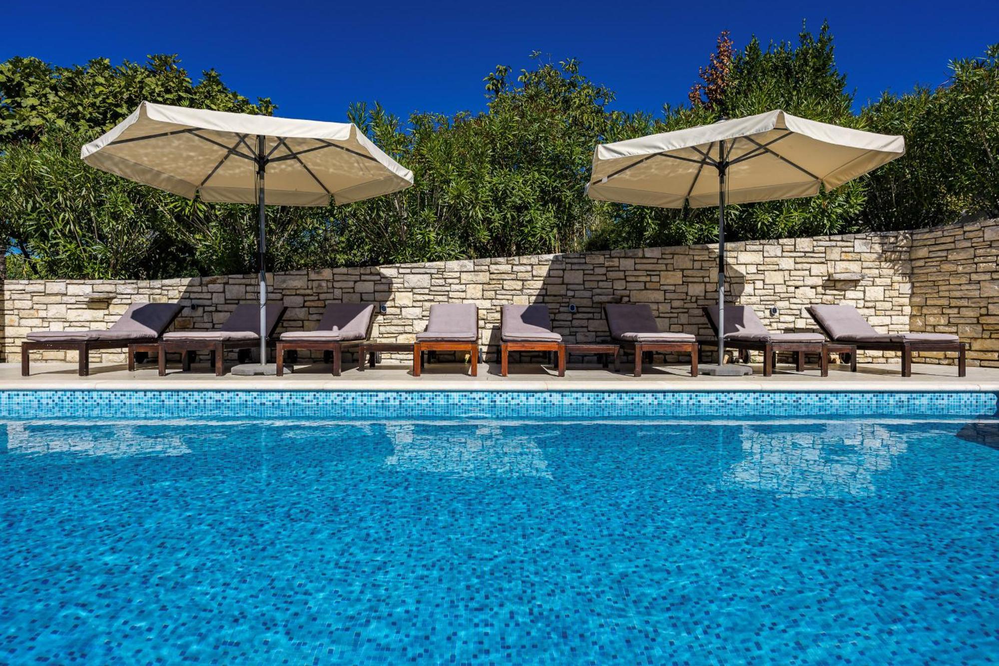Charming Villa Antoana For Families And Kids In Labin - Rabac With Children Playground & Private Pool Eksteriør billede
