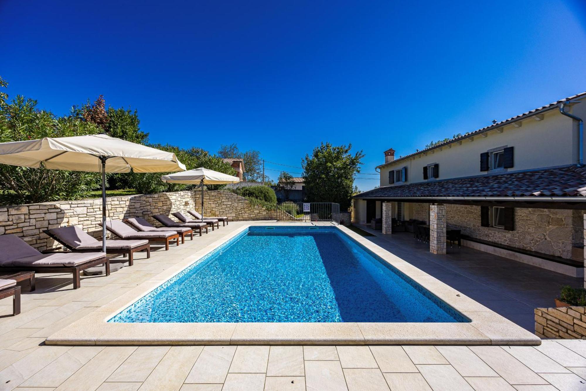 Charming Villa Antoana For Families And Kids In Labin - Rabac With Children Playground & Private Pool Eksteriør billede